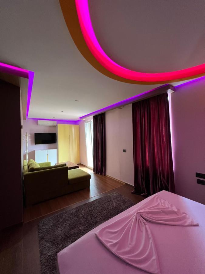 Hotel Vivi La Vita Tirana Exterior foto