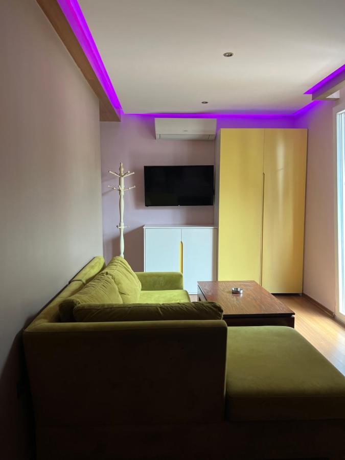 Hotel Vivi La Vita Tirana Exterior foto